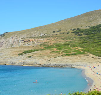 Cala Mesquida – piaszczysta plaża na Majorce